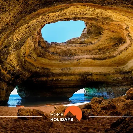#014 T1 Foxy J By Holidays * Albufeira