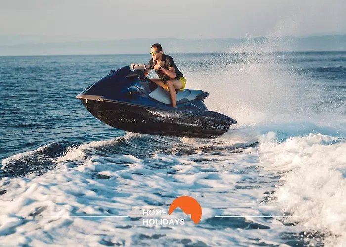 #014 Mar & By Holidays