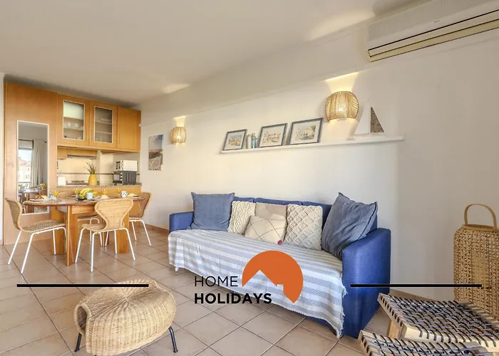 #014 Mar & By Holidays 알부페이라